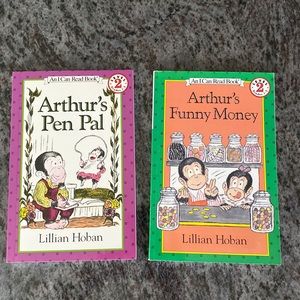 Lot of 2 Arthur Books- Pen Pal & Funny Money